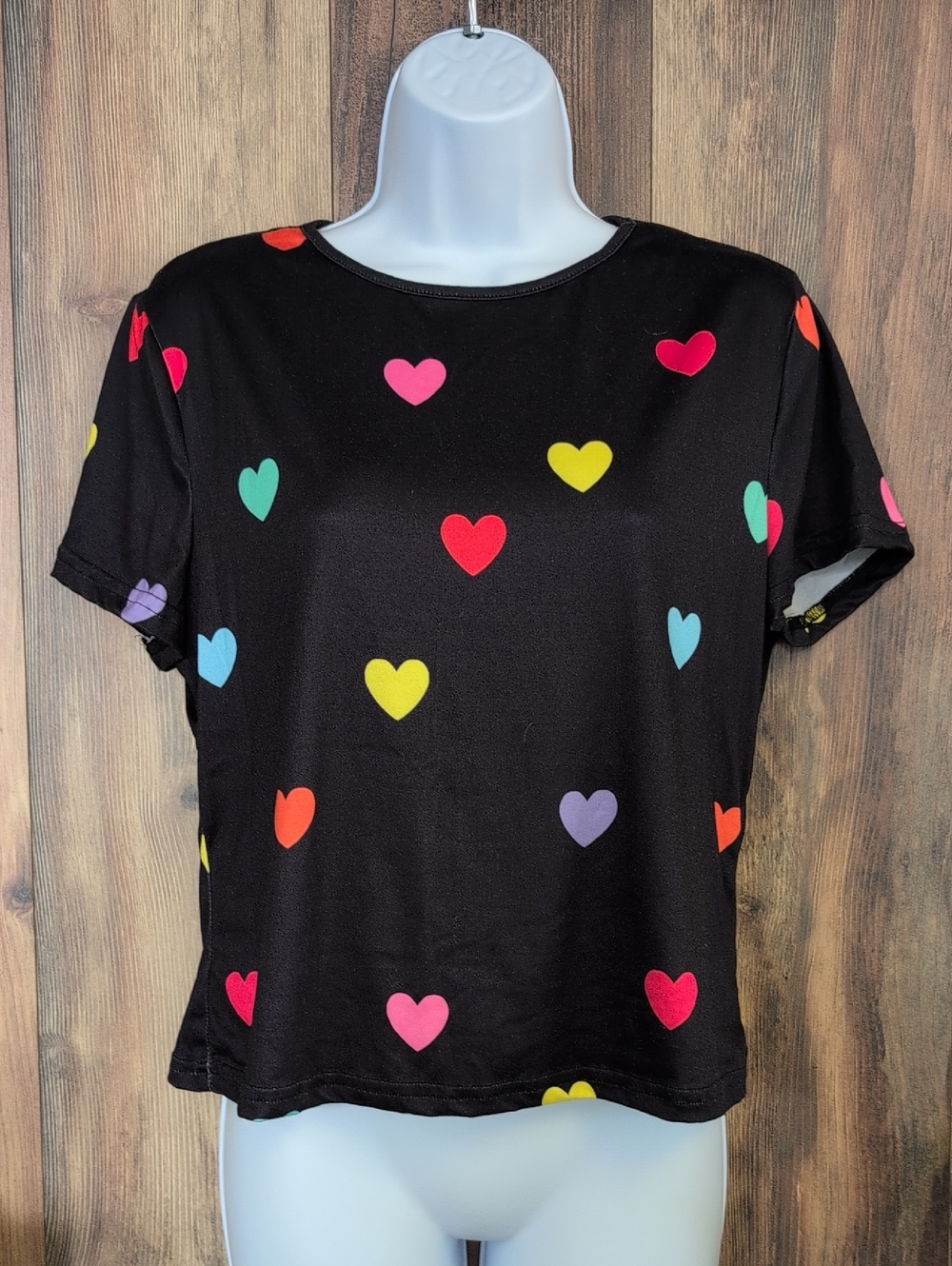 SHEIN Black Short Sleeve Tee with Multicolor Heart Print XL M374